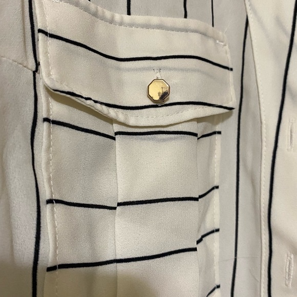 Express Slim Portofino Blouse, NWT, Small - Picture 5 of 6